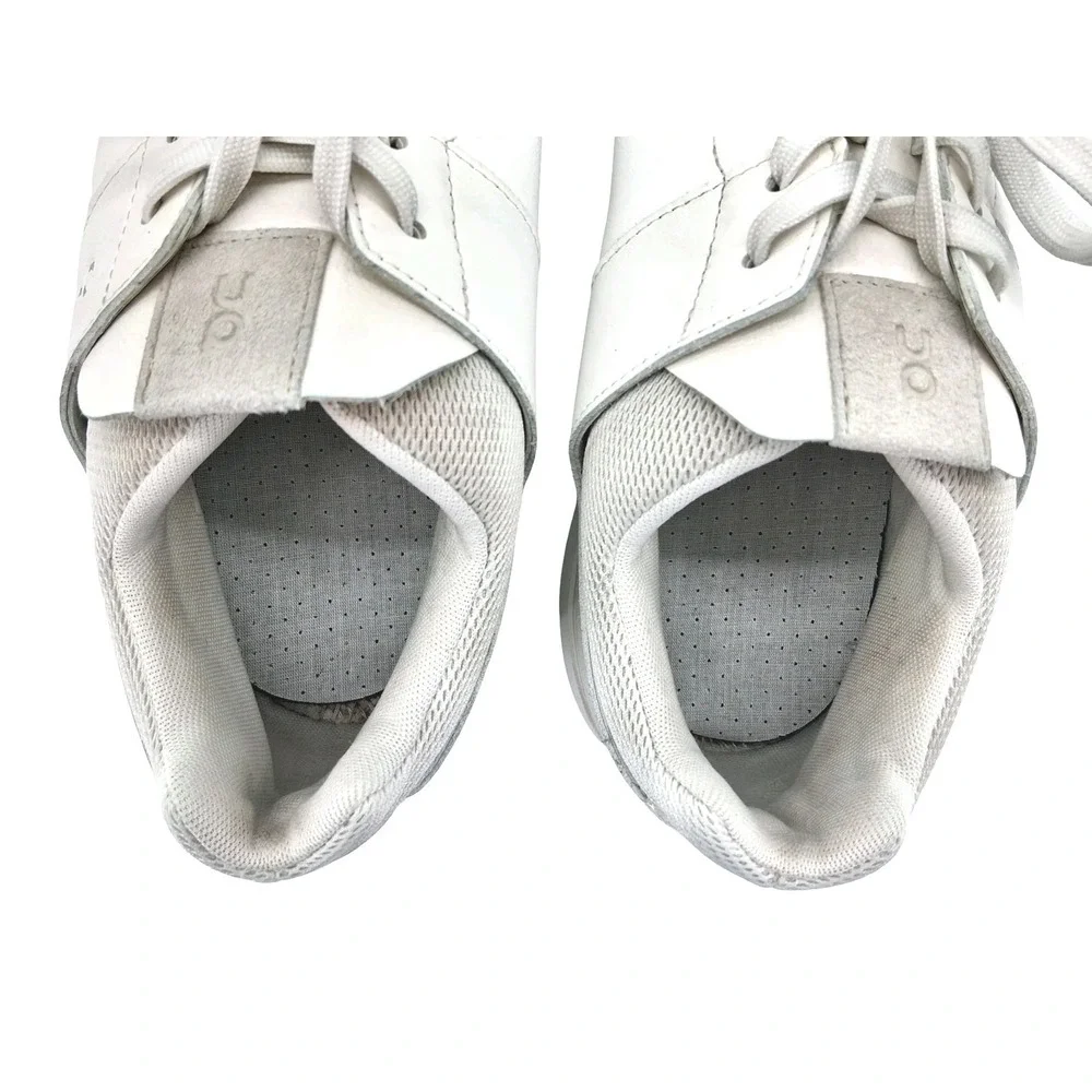 On THE ROGER Clubhouse Shoes Mens Size 13 White Leather Tennis Sneakers 48.99144